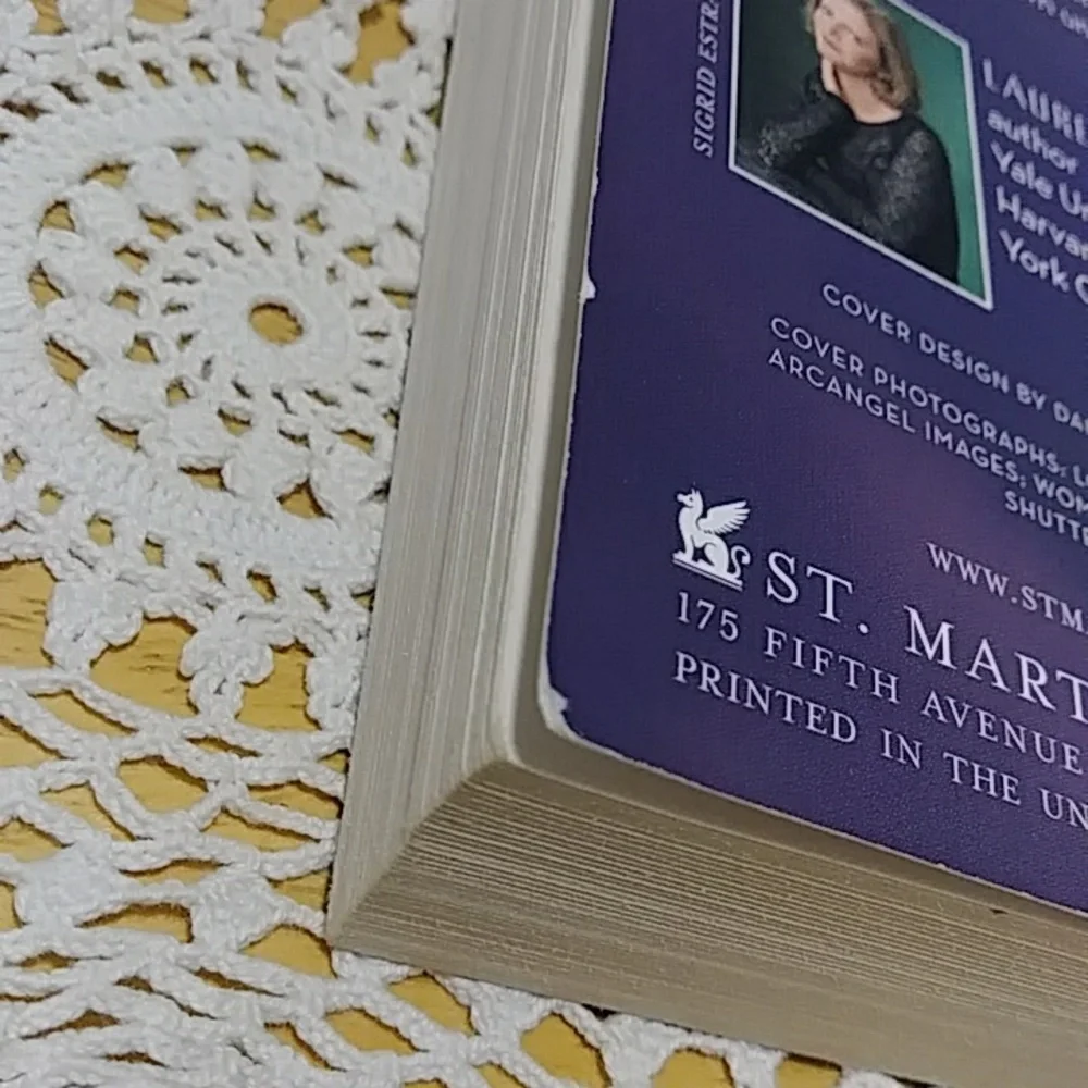 Laura Willig $10 book